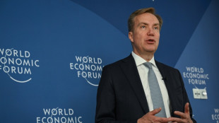Mundo enfrenta situação 'mais complexa' em décadas, diz presidente do WEF