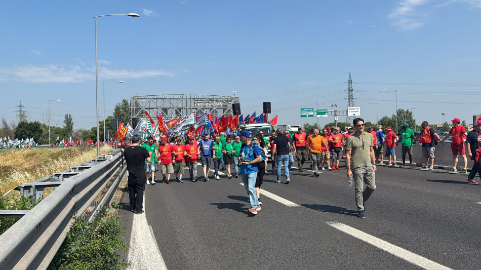 Metalmeccanici in tangenziale, 'saranno denunciati'