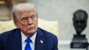 Trump, 'ora lavorerò con Teheran'