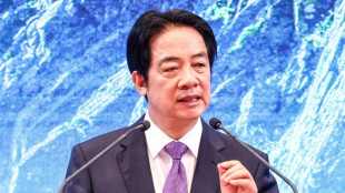 Presidente de Taiwan diz que ficaria 'feliz' em conversar com Trump