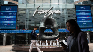 Borsa: Hong Kong negativa, scivola a -0,91%