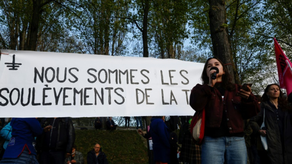 Les Soul&egrave;vements de la terre veulent contester leur dissolution devant le Conseil d'Etat
