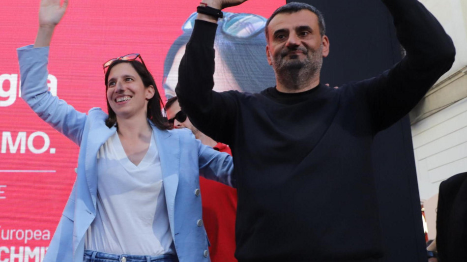 Decaro più vicino alla candidatura in Puglia