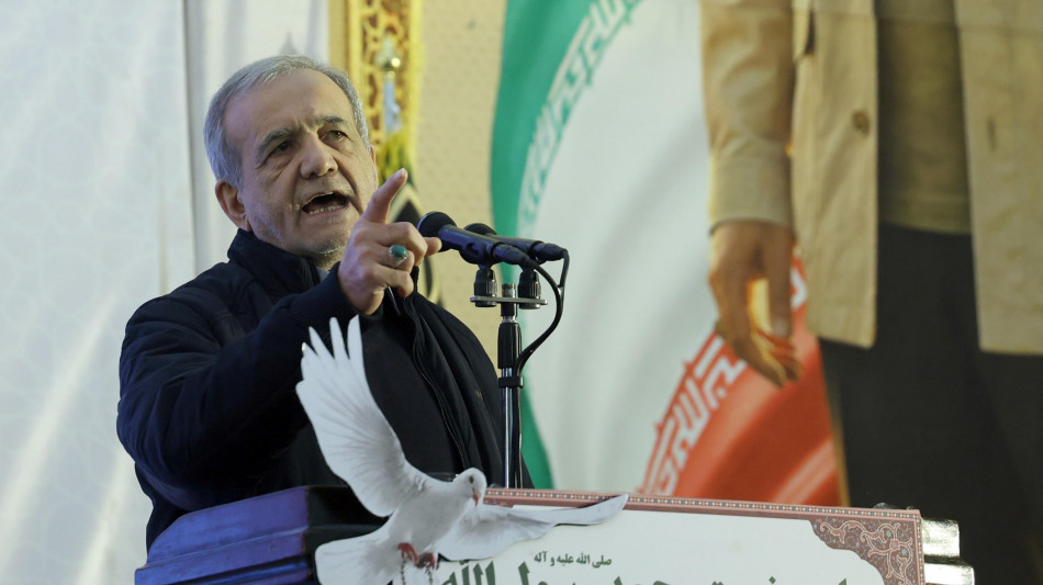 Pezeshkian, 'a nome dell'Iran condanno l'insulto al Papa'