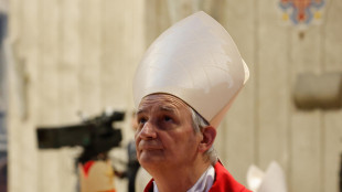 Zuppi ai vescovi, celebrate tutte le messe per la pace