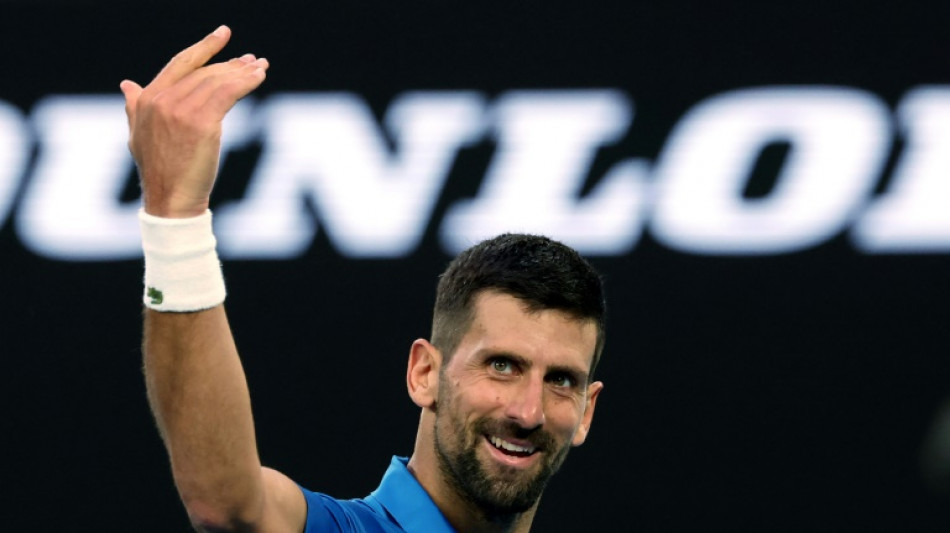Djokovic marches into Melbourne quarter-final with Alcaraz 
