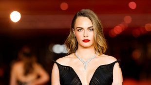 Incendio destruye mansi&oacute;n de modelo Cara Delevingne en California