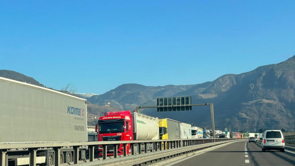 Innsbruck rilancia gli slot con passaggi tir su prenotazione al Brennero