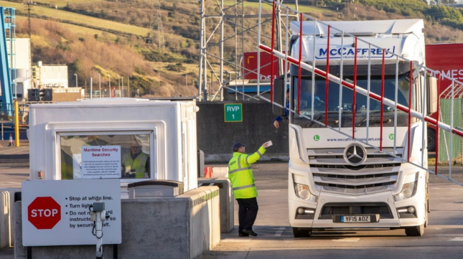 Nordirisches Gericht setzt Stopp der Zollkontrollen f&uuml;r britische Importe aus