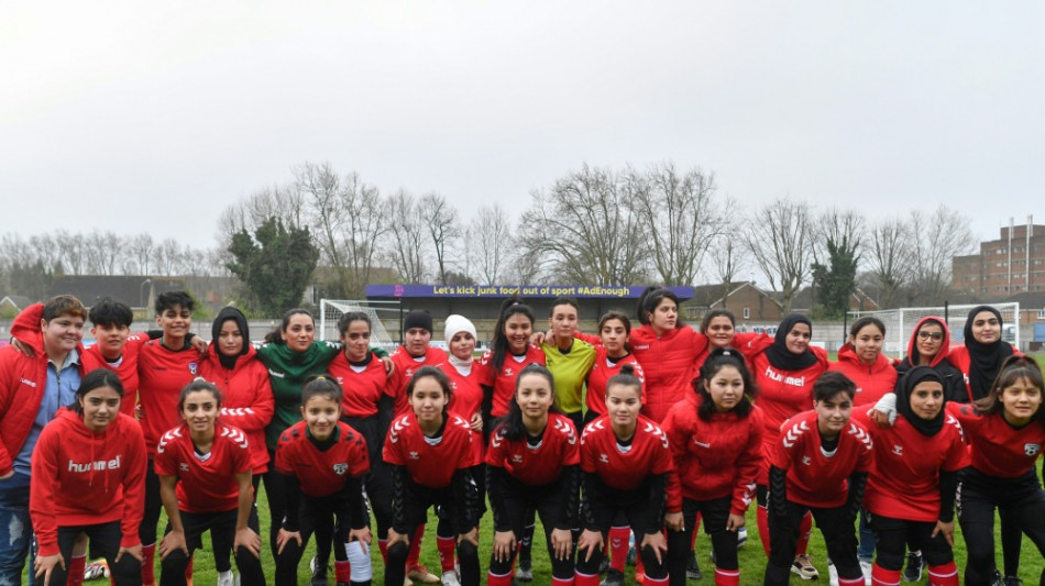 Afghanische Fu&szlig;ballerinnen geben Deb&uuml;t in Australien