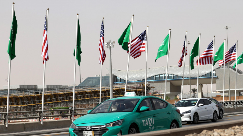 Trump, voglio offrire all'Iran strada nuova e migliore