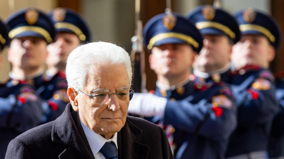 Mattarella, da Paesi non belligeranti contributi importanti alla Nato