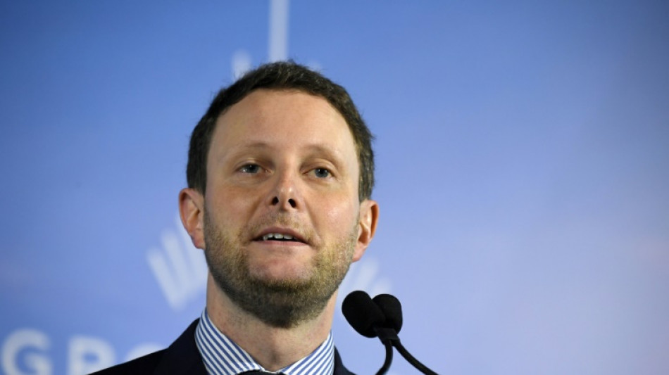 Prix du pass Navigo en Ile-de-France: "Il y aura un soutien de l'Etat", promet Cl&eacute;ment Beaune