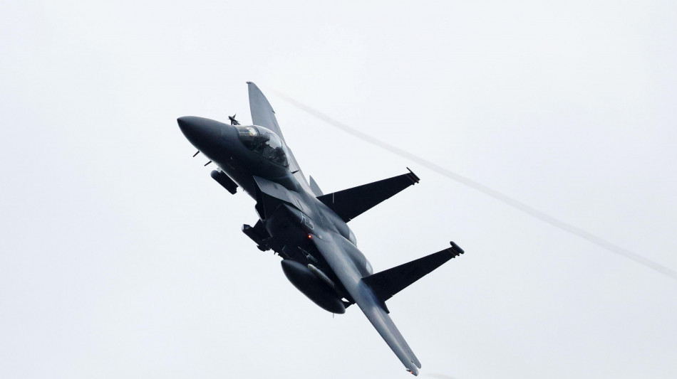 Nyt, centinaia di militari Usa per salvare il pilota disperso in Iran