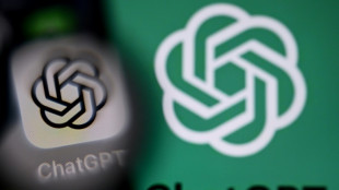 Ap&oacute;s tr&ecirc;s anos de hegemonia, d&uacute;vidas e concorr&ecirc;ncia desafiam a OpenAI