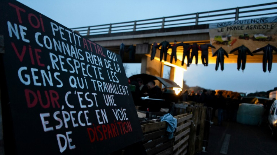Le d&eacute;blocage de l'A64 en Haute-Garonne est en cours 