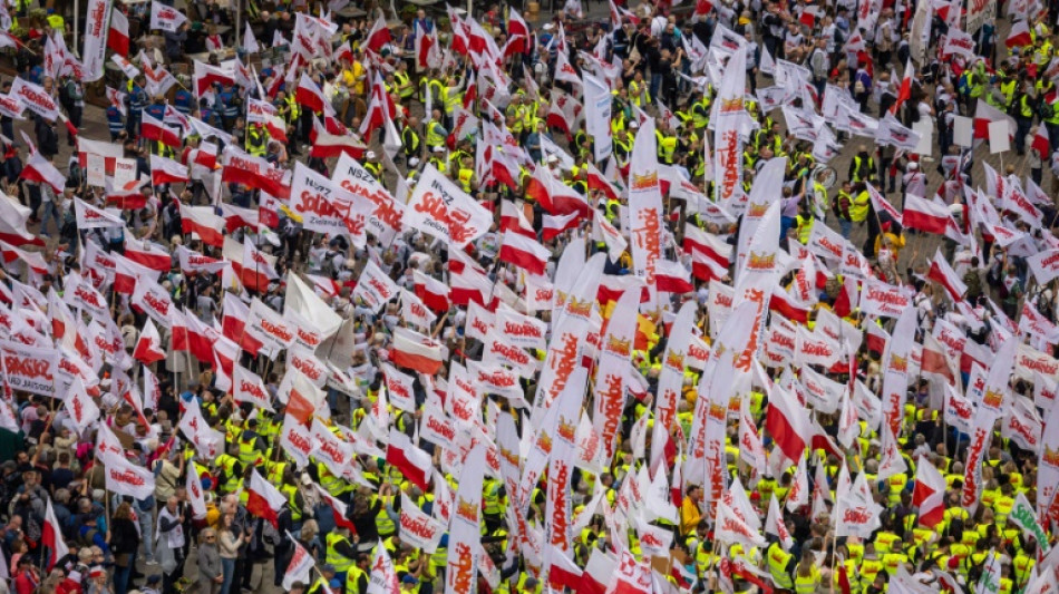 Pologne des agriculteurs protestent contre les r&egrave;gles environnementales de l'UE jug&eacute;es "nuisibles"