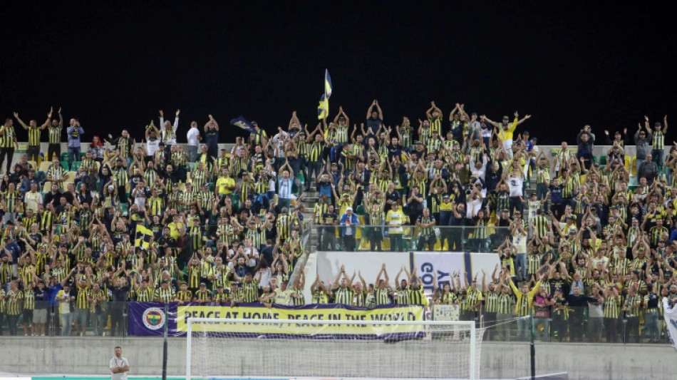 Fenerbahce-Fans d&uuml;rfen nach regierungskritischen Ges&auml;ngen nicht ins Stadion