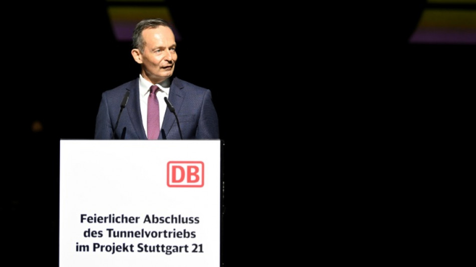 Wissing ber&auml;t mit Bahn &uuml;ber "dringend notwendige" Verbesserungen f&uuml;r Fahrg&auml;ste
