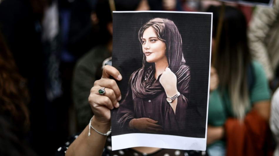Los manifestantes siguen tomando calles en  Ir&aacute;n pese a la represi&oacute;n