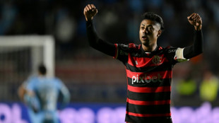 Flamengo perde para Bol&iacute;var (1-0), mas avan&ccedil;a &agrave; quartas da Libertadores