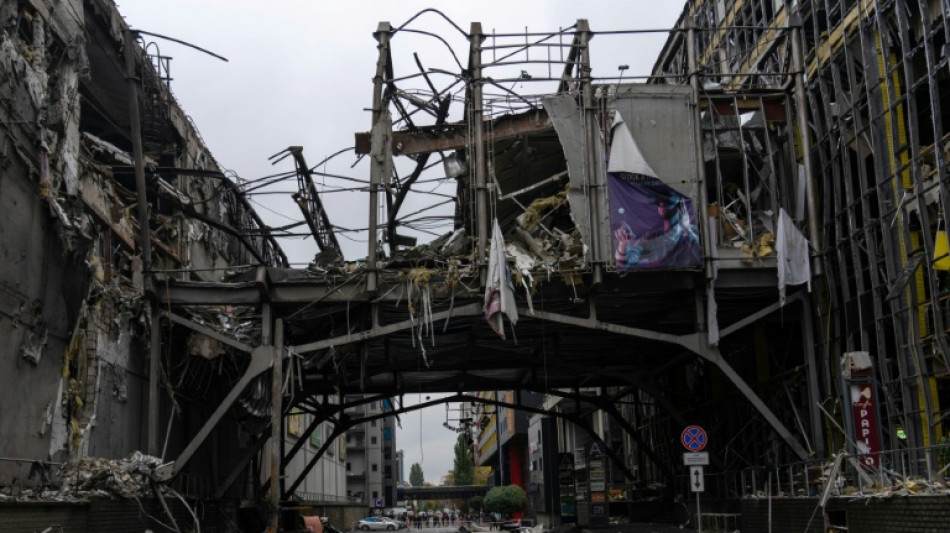 Ukraine: "aucun avertissement" avant les frappes russes et Starshield toujours brid&eacute;, d&eacute;plore Zelensky