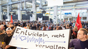VW-Vorstand verteidigt Sparplan - Betriebsrat k&uuml;ndigt Widerstand an 