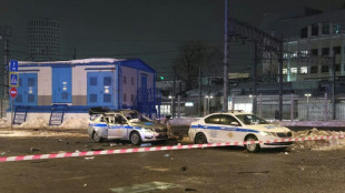 Un polic&iacute;a muerto y dos heridos tras explosi&oacute;n cerca de estaci&oacute;n de tren en Mosc&uacute;