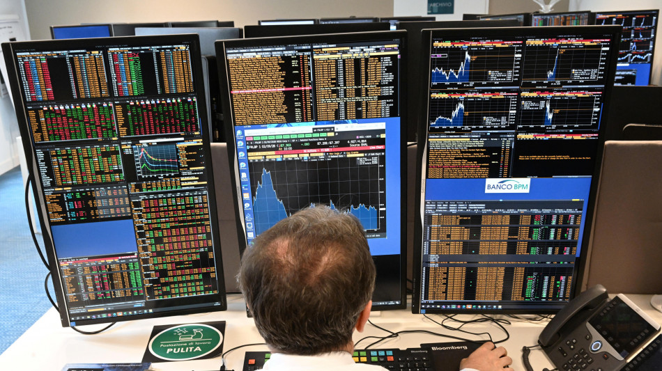 Lo spread tra Btp e Bund chiude in in calo a 74 punti