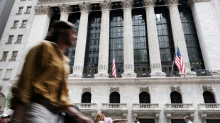 Wall Street termine en hausse, satisfaite par une nouvelle d&eacute;c&eacute;l&eacute;ration de l'inflation