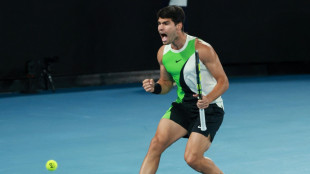 Djokovic geschlagen: Alcaraz holt historischen Titel