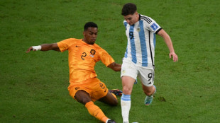 Arsenal contrata zagueiro Jurrien Timber, do Ajax e da sele&ccedil;&atilde;o holandesa 