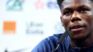 Tchouam&eacute;ni diz que ainda pensa no p&ecirc;nalti perdido na final da Copa