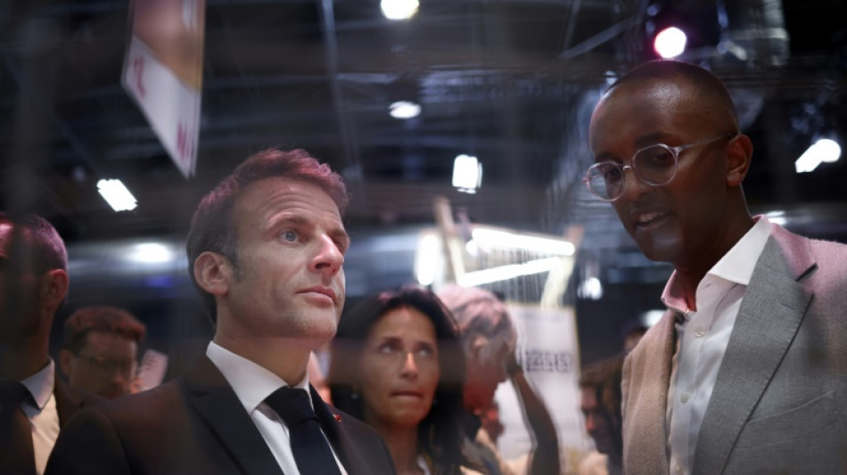 A VivaTech, en terrain conquis, Macron d&eacute;bourse un peu pour l'IA