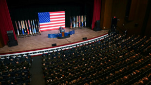 Trump exhorta a sus generales a vigilar "el enemigo interior" en EEUU