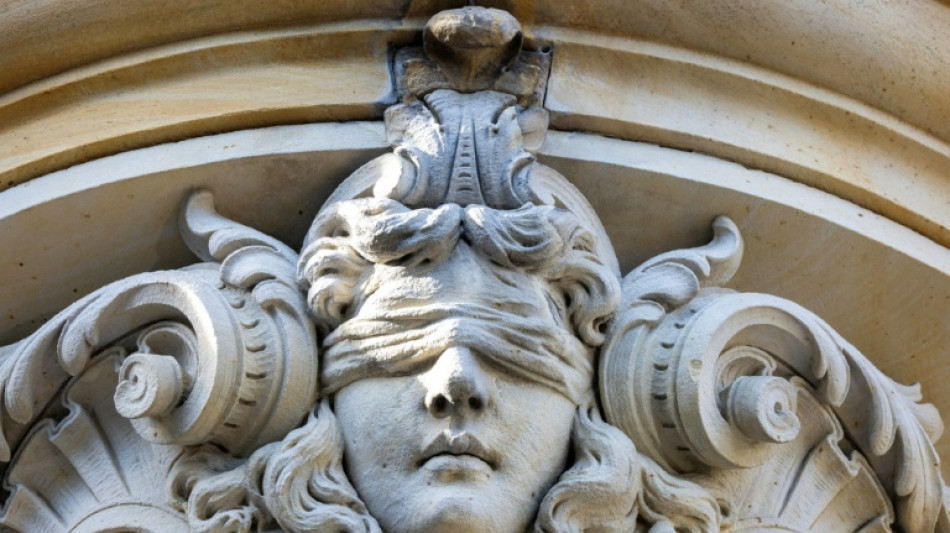 Mehr als drei Jahre Haft wegen Schwarzarbeit in gro&szlig;em Stil in M&uuml;nchen 