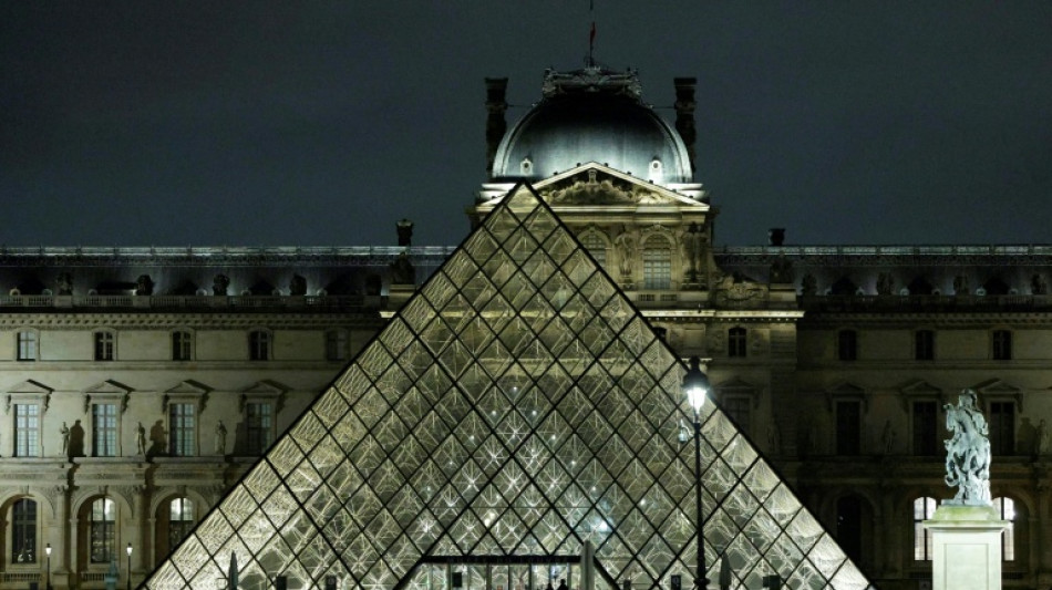 Louvre negligenciou a seguran&ccedil;a, afirma relat&oacute;rio parlamentar