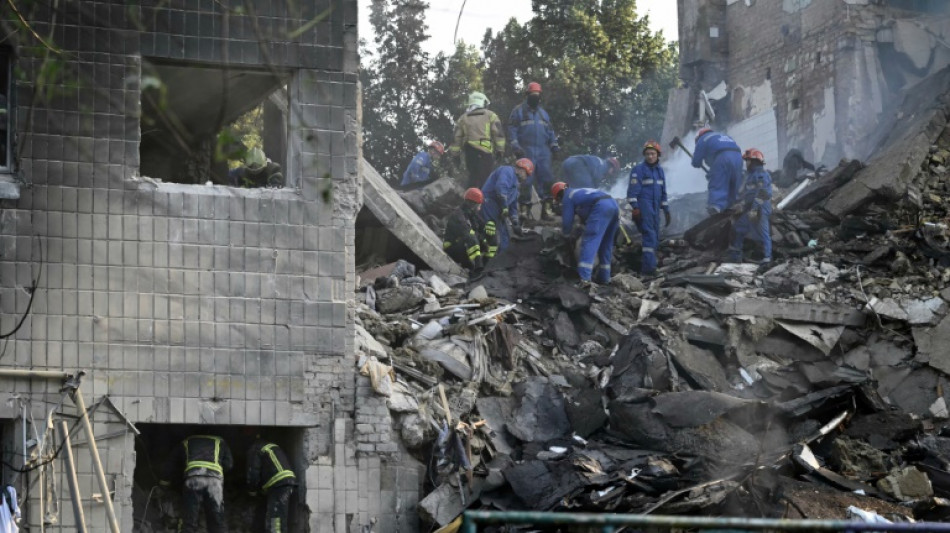 Ukraine: au moins 14 morts à Kiev dans des frappes russes