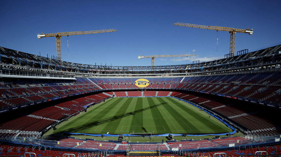 Il Barcellona nel rinnovato Camp Nou il 7 novembre