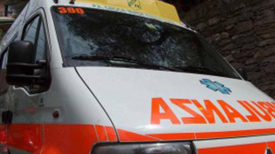 A Milano modella sviene nel backstage, portata via in ambulanza