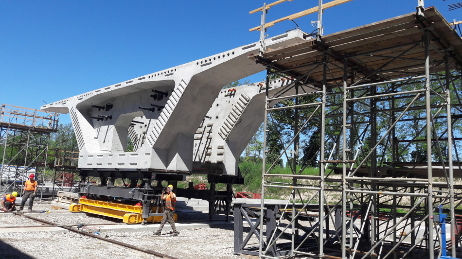 Autostrade AA, 1 miliardo di investimenti per cambier&agrave; la A4