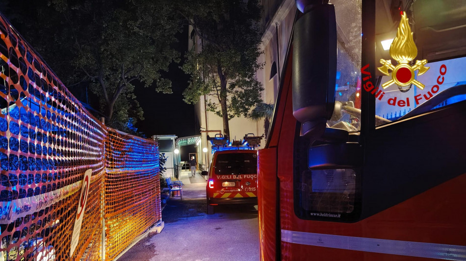 Incendio al tribunale di Ivrea, segnalati dei boati