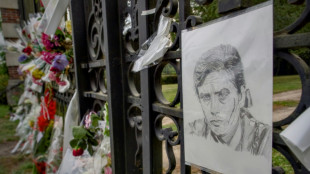 França se prepara para se despedir de Alain Delon, seu inesquecível galã cinematográfico