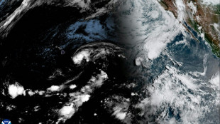 Hurac&aacute;n Lala roza la Isla Grande de Haw&aacute;i y trae lluvias intensas