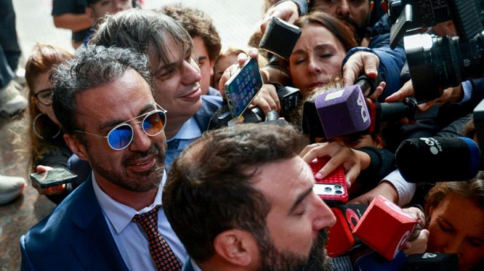 Argentine: "Je suis innocent", clame l'ex-m&eacute;decin de Maradona, accus&eacute; au proc&egrave;s sur sa mort