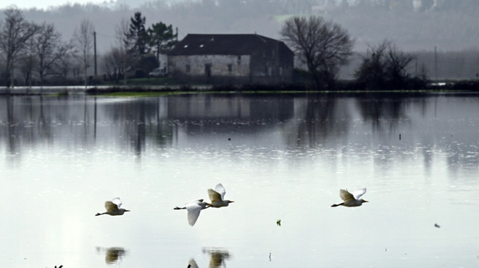 Sursis pour la pluie dans l'Ouest, mais la d&eacute;crue est lente