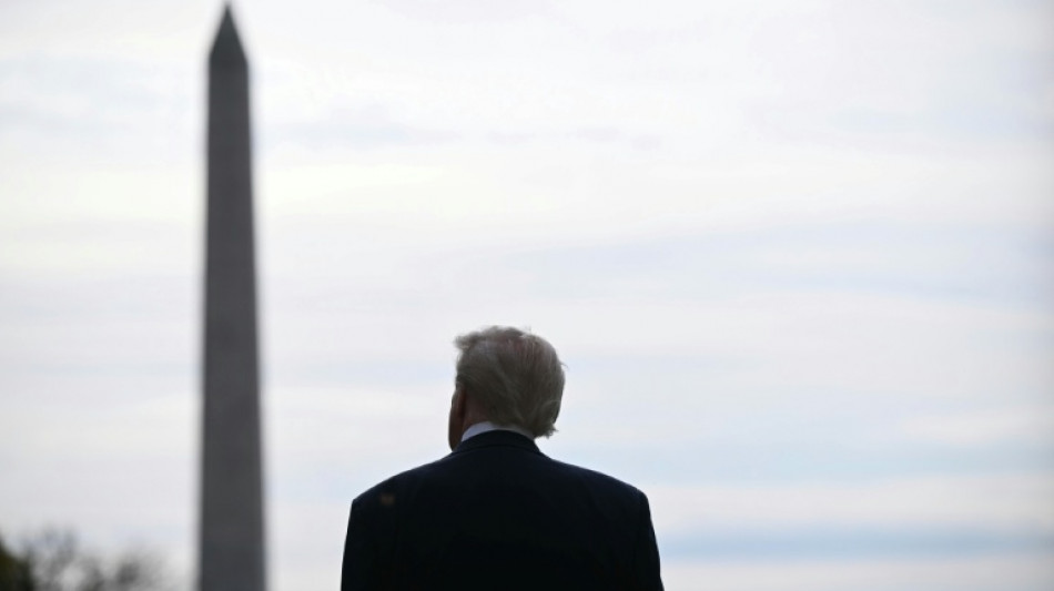 Trump enfrenta momento crucial com iminente publicação de arquivos do caso Epstein