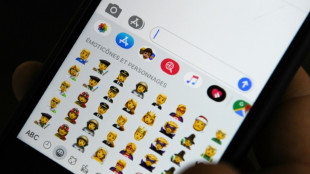 Umfrage zu Nutzung sozialer Medien: Jugendliche t&auml;glich eineinhalb Stunden online