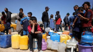 Gazans wait for aid as Israel faces mounting pressure