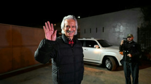 El periodista guatemalteco Jos&eacute; Rub&eacute;n Zamora sale de prisi&oacute;n y regresa a casa